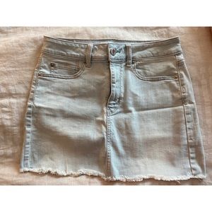 American Eagle Light Wash Denim Skirt